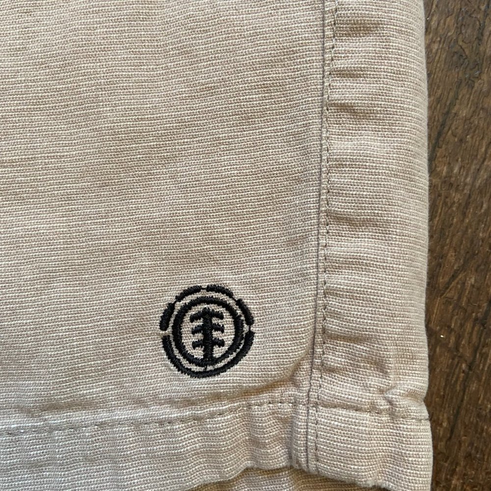 Element Khaki Shorts - Size 28 - Picture 5 of 7